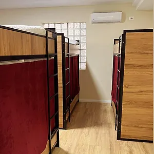 Hostel Chilli, Tirana